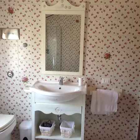 La Dimora Di Lara Oda ve Kahvaltı