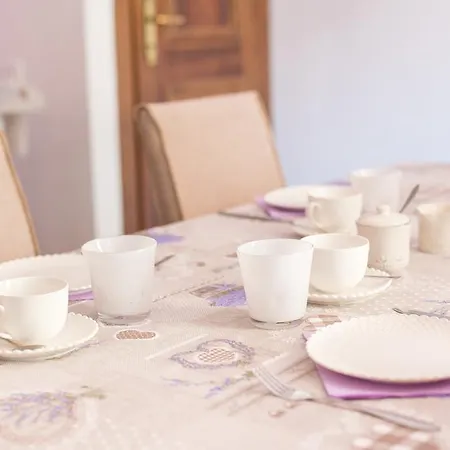 Oda ve Kahvaltı La Dimora Di Lara 3*