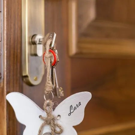 La Dimora Di Lara Bed & Breakfast 3*