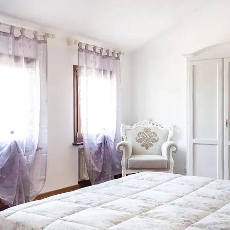 La Dimora Di Lara Bed & Breakfast 3*