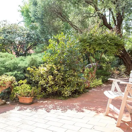Bed & Breakfast La Dimora Di Lara 3*