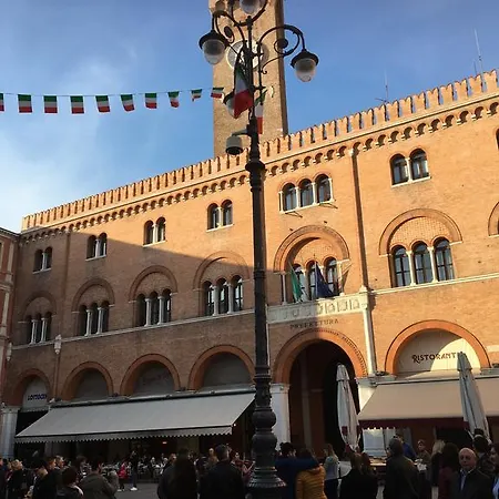 La Dimora Di Lara Oda ve Kahvaltı 3*