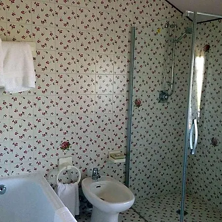 La Dimora Di Lara Nocleg ze śniadaniem 3*
