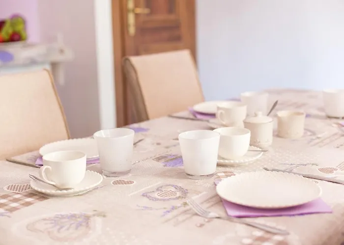Bed & Breakfast La Dimora Di Lara 3*