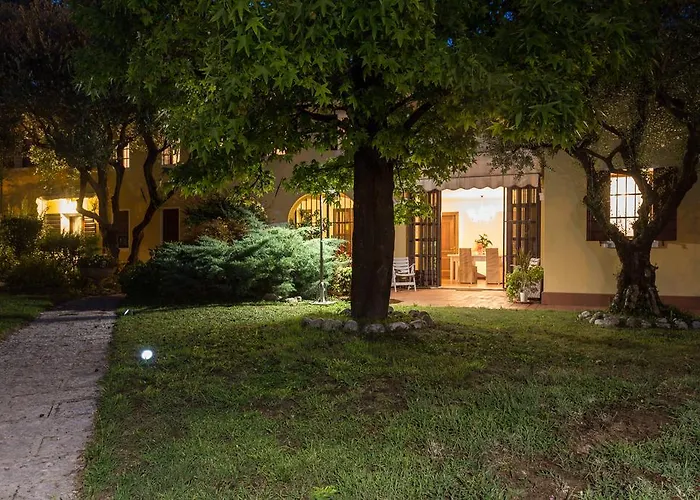 La Dimora Di Lara Bed & Breakfast 3*