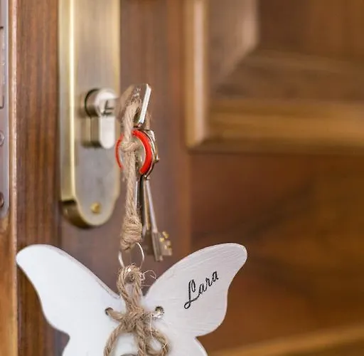 La Dimora Di Lara Bed & Breakfast 3*